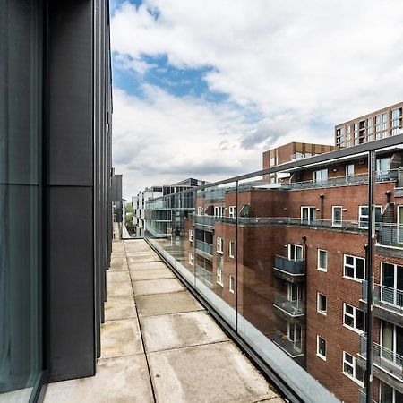 City Living Penthouse Apartment With Parking Манчестер Экстерьер фото